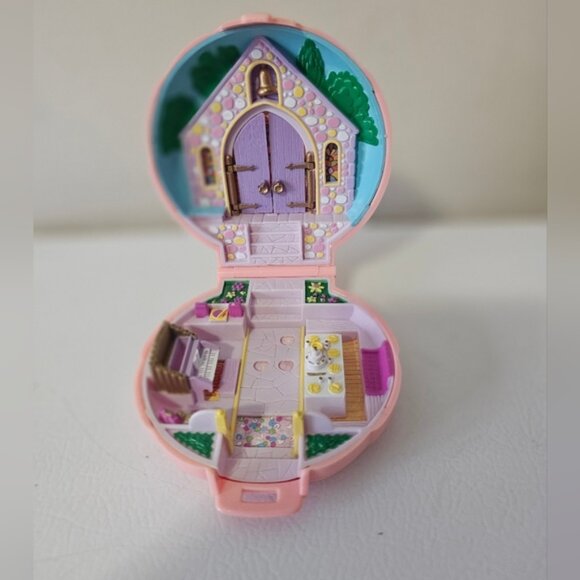Vintage Polly Pocket Bluebird 1989 Bridesmaid Nancy's Wedding Compact Pink - Picture 1 of 8